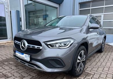 Mercedes-Benz GLA 250, 2021