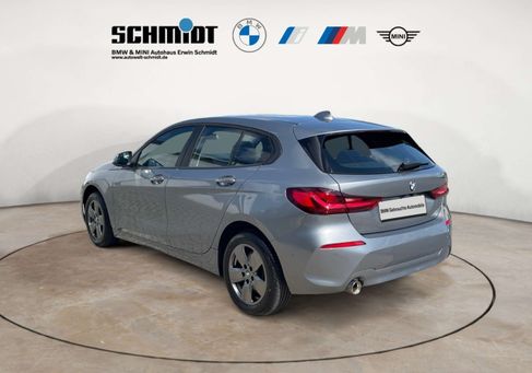 BMW 118, 2023
