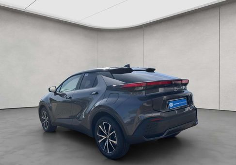 Toyota C-HR, 2025 3