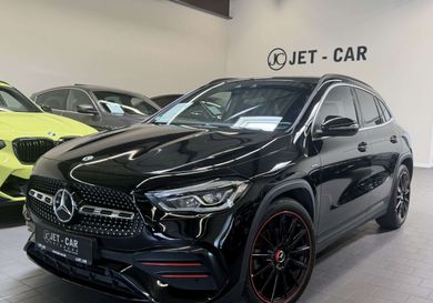 Mercedes-Benz GLA 200, 2021