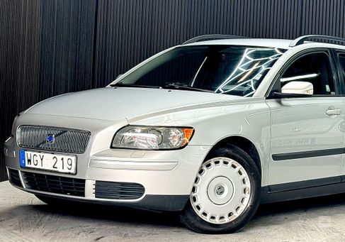 Volvo V50, 2005