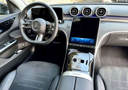 Mercedes-Benz C 300, 2023