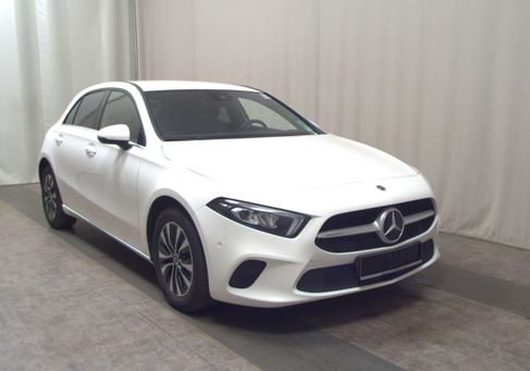 Mercedes-Benz A 180, 2022
