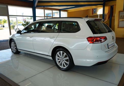 Volkswagen Passat Variant, 2022 3