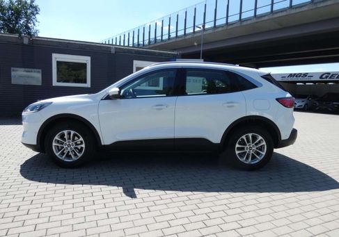Ford Kuga, 2021