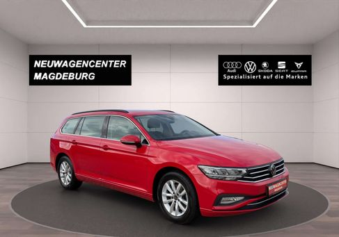 Volkswagen Passat Variant, 2023 3