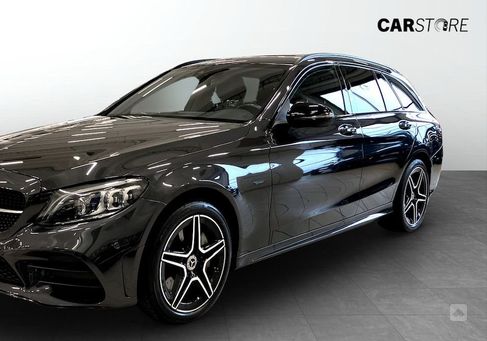 Mercedes-Benz C 300, 2021