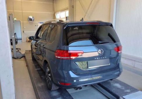 Volkswagen Touran, 2023 3