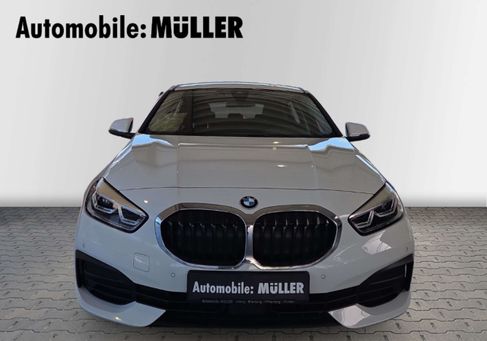 BMW 118, 2023