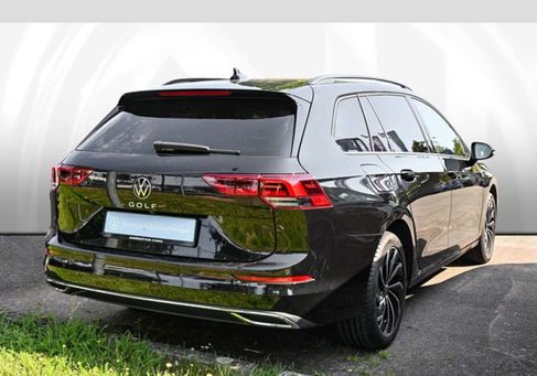 Volkswagen Golf, 2024