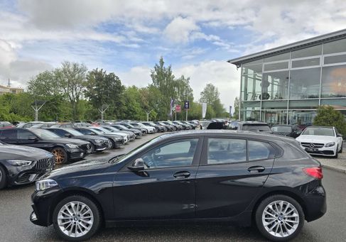 BMW 118, 2024