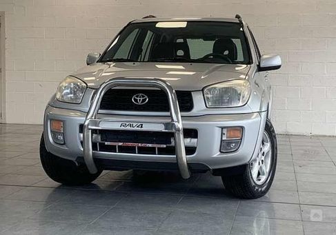 Toyota RAV 4, 2003