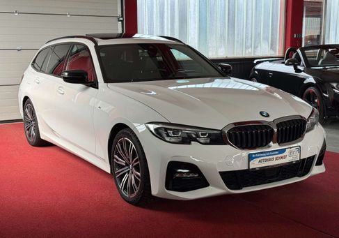 BMW 320, 2021 3