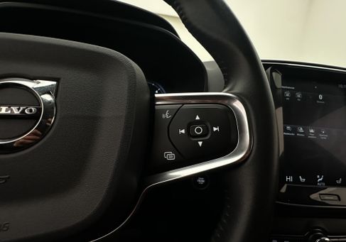 Volvo XC40, 2020 3