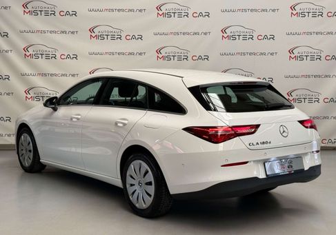 Mercedes-Benz CLA 180, 2023