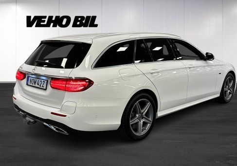 Mercedes-Benz E 300, 2020 3