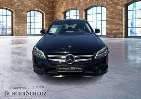 Mercedes-Benz C 300, 2021