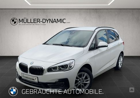 BMW 218, 2020