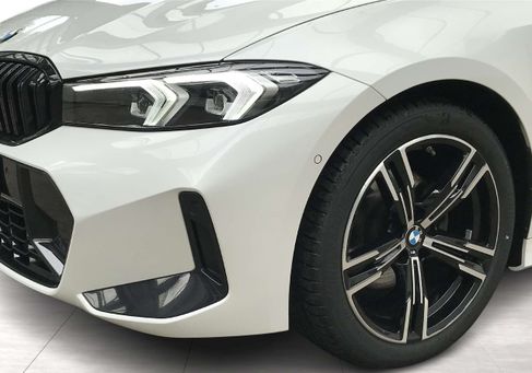 BMW 320, 2022