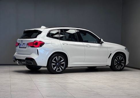 BMW iX, 2022 3