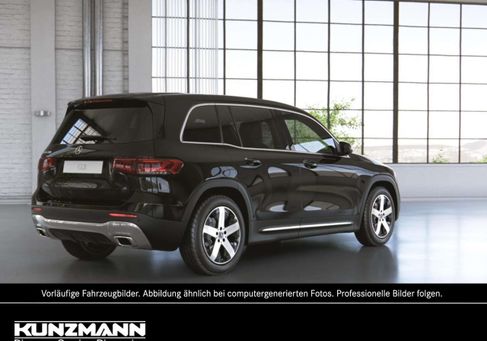 Mercedes-Benz GLB 200, 2022