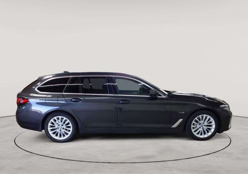 BMW 530, 2022