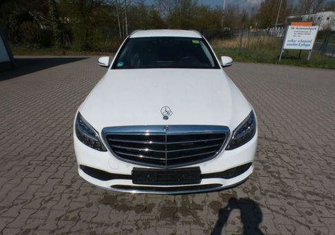 Mercedes-Benz C 300, 2021