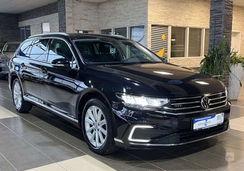 Volkswagen Passat, 2021