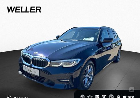 BMW 330, 2021