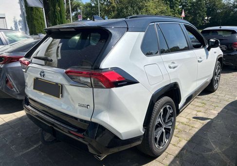 Toyota, 2024 3