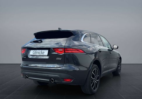 Jaguar F-Pace, 2019