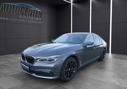 BMW 740, 2017