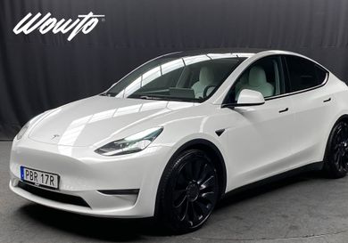 Tesla Model Y, 2023