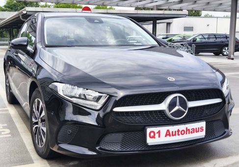 Mercedes-Benz A 160, 2022