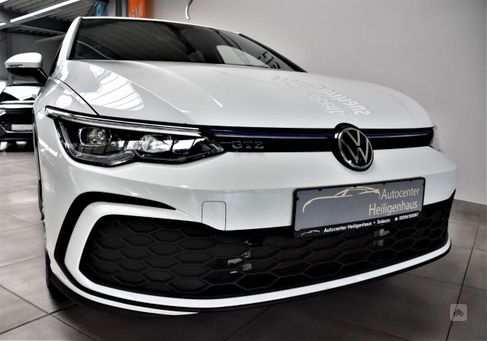 Volkswagen Golf, 2021