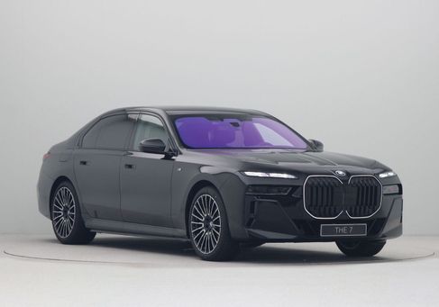 BMW 750, 2026