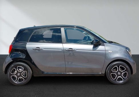 Smart ForFour, 2017