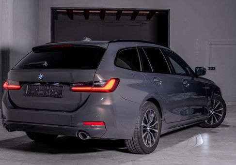 BMW 318, 2023