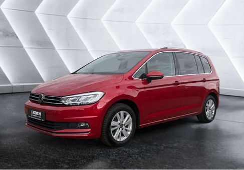 Volkswagen Touran, 2023 3