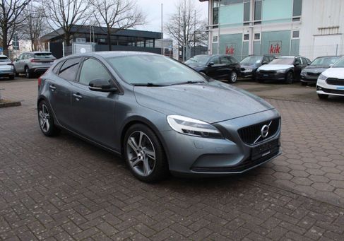 Volvo V40, 2019