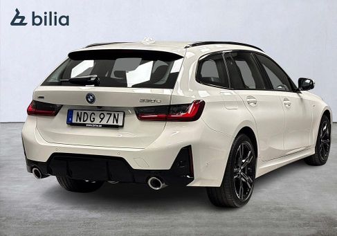 BMW 330, 2026 3