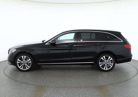Mercedes-Benz C 300, 2020 2