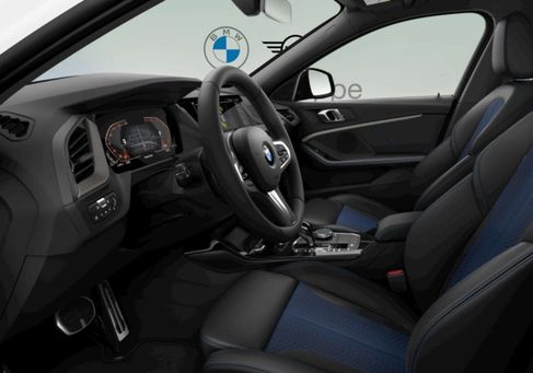 BMW 118, 2024