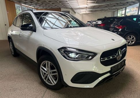 Mercedes-Benz GLA 180, 2022 2