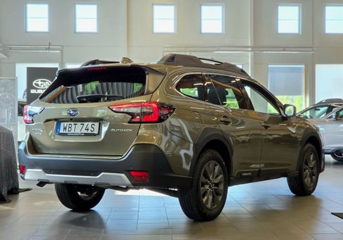 Subaru OUTBACK, 2025