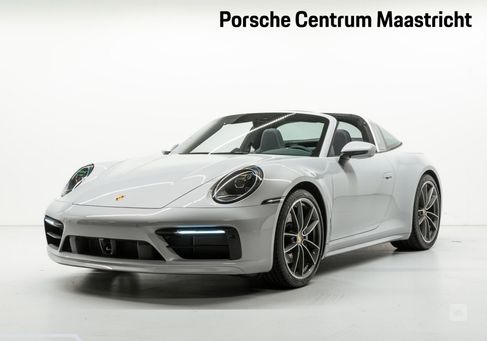 Porsche 992, 2024