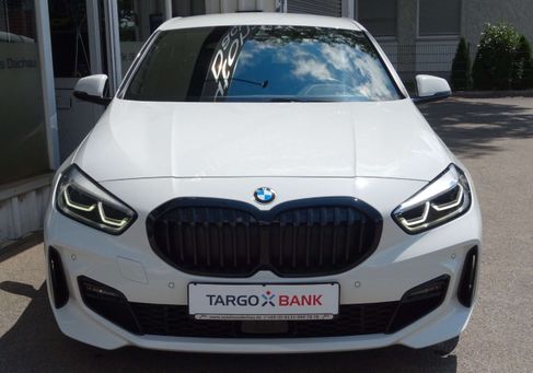 BMW 118, 2023