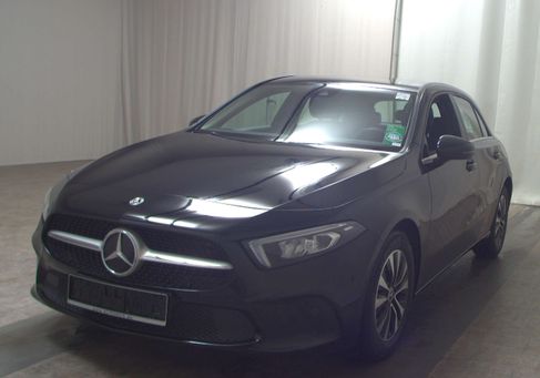 Mercedes-Benz A 180, 2022