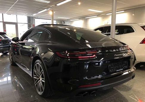 Porsche Panamera, 2018