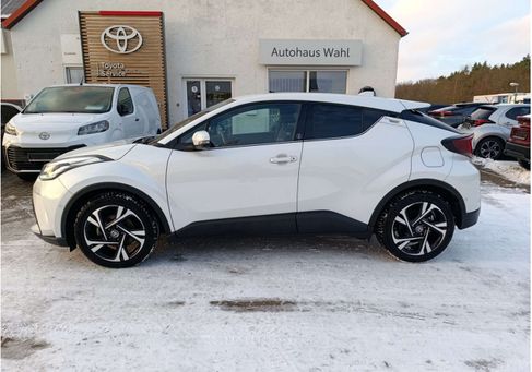 Toyota C-HR, 2022 3